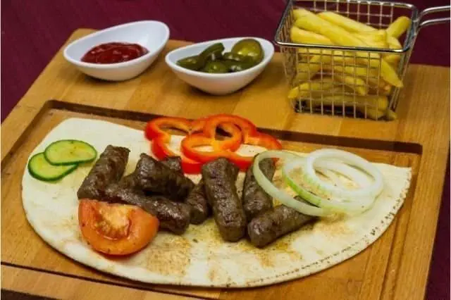 Bursanın Meşhur Yemekleri: İnegöl Köfte