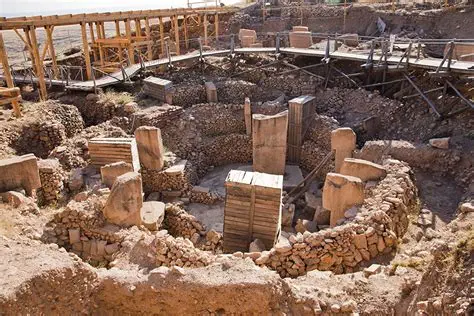 Göbeklitepe Gezilecek Yerler ve Tarihi Önemi