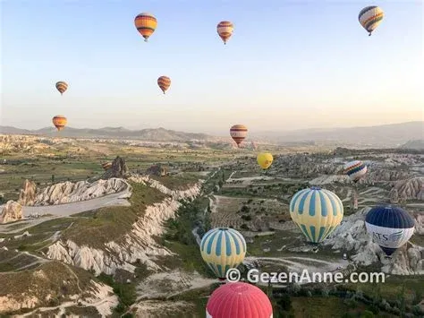 Kapadokya’da Sıcacık Bir Balon Turu