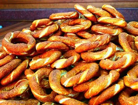 Çılgın Sokak Lezzetleri: Asya'nın En İyi Sokak Yemekleri